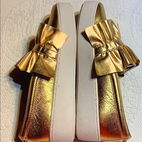 Michael MK gold slip on shoes, 9 - Picture 4 of 8
